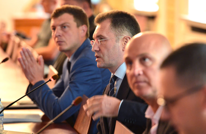 Политическото напрежение: БСП не получи подкрепа от "Демократична България" за кабинет (хронология)