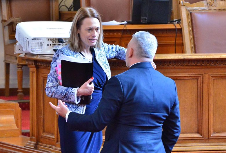 Политическото напрежение: ГЕРБ, ДПС и БСП блокираха закона за закриване на спецправосъдието (хронология)