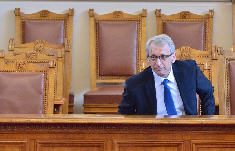 Политическото напрежение: 12 кандидати дадоха заявка за президентските избори (хронология)