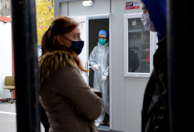 Коронавирусът в България: ако сегашните мерките не сработят, следва затваряне (хронология)