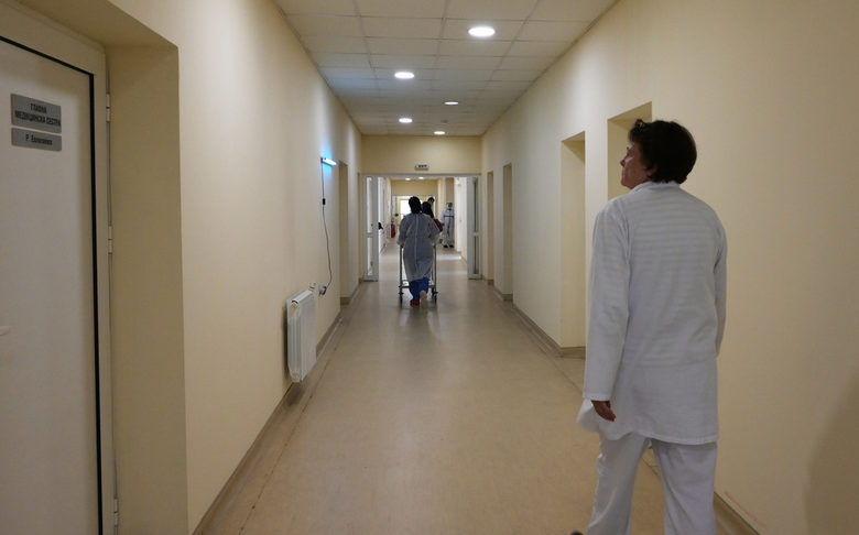 Коронавирусът в България: паралелки ще се карантинират само след втори положителен тест на дете