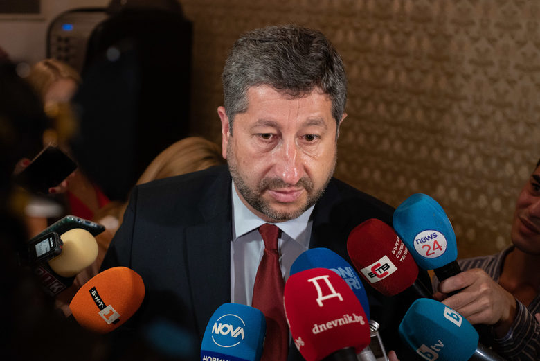 Преди изборите: Христо Иванов обяви, че "Демократична България" може да изработи формула за бъдеща коалиция