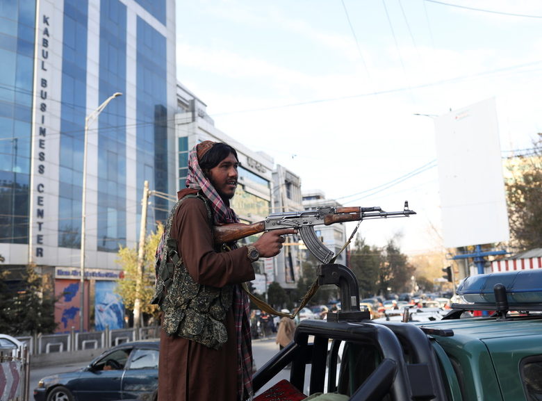 "Медийната директива" на талибаните - сериали без жени, водещи с хиджаб (но има и вратички)