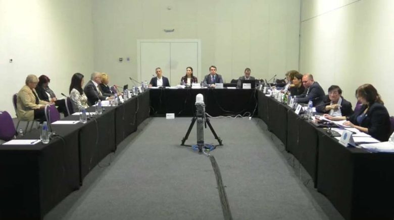 Преговорите за кабинет: социалният панел донесе силни заявки за правителство и борба със сивата икономика