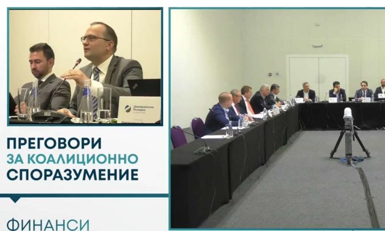 Преговорите за кабинет: бюджет за 2022 г. до края на януари, актуализация - през юли