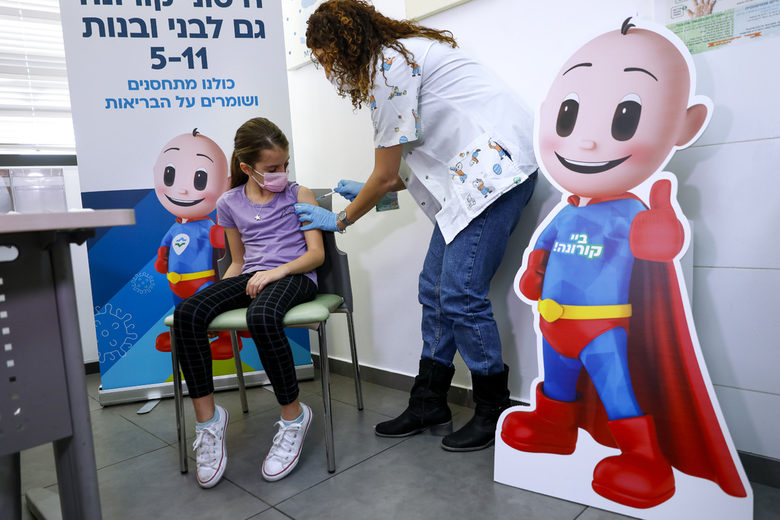 Израел беше първата държава в света, която започна да ваксинира децата до 11 г. срещу COVID-19 още през ноември