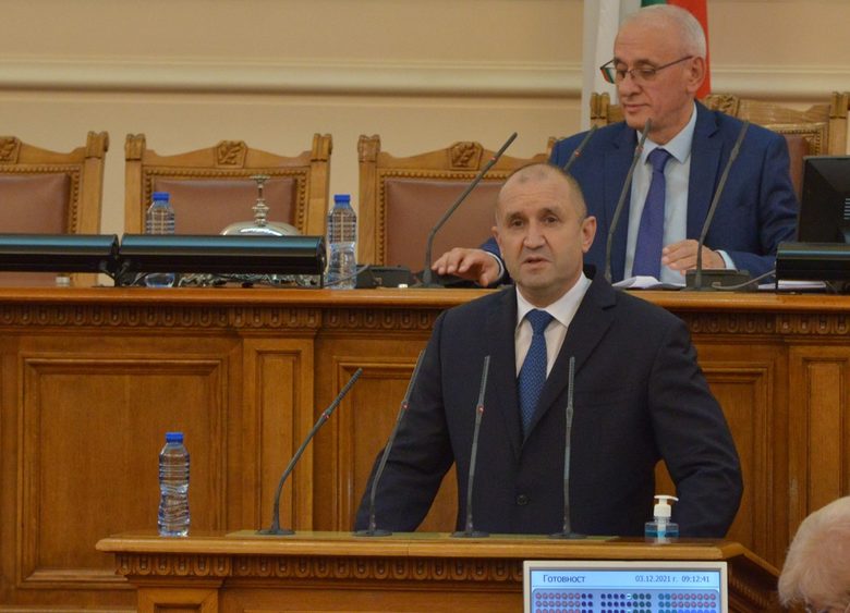 Началото на 47-ия парламент: неочакван нов председател, въпросителни за кабинета и обещания за промени
