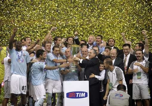 През 2009 г. "Лацио" победи "Интер" в Пекин и взе Суперкупата на Италия