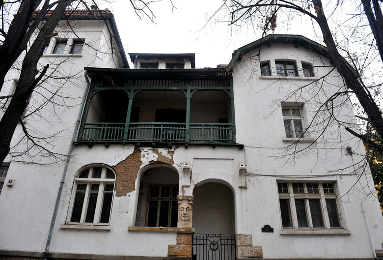 Домът на арх. Фингов - символът на разрухата на архитектурното наследство на България
