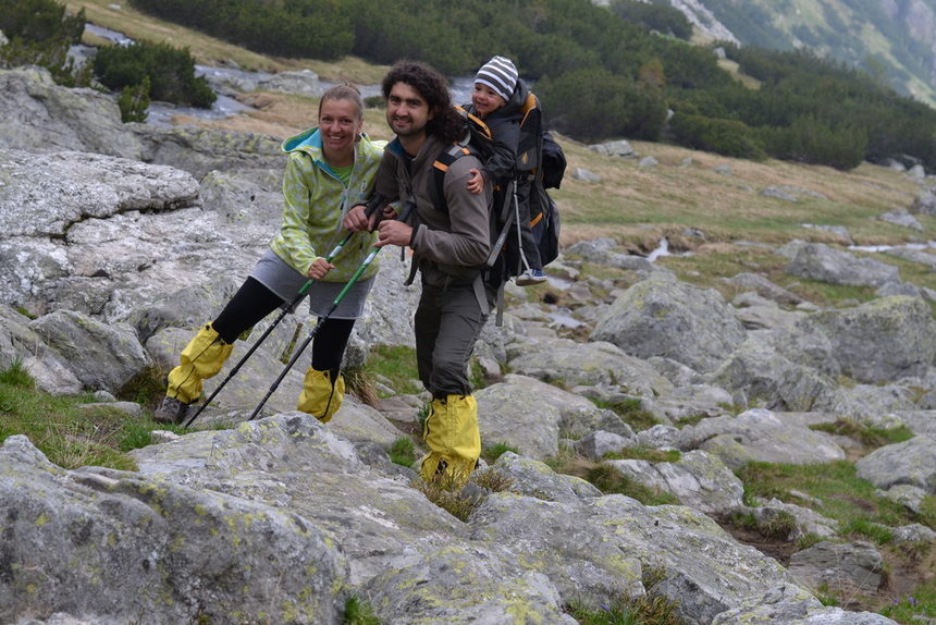 Началото на юни.Лятото започна със семейна разходка до връх Мальовица.На места имаше все още сняг.