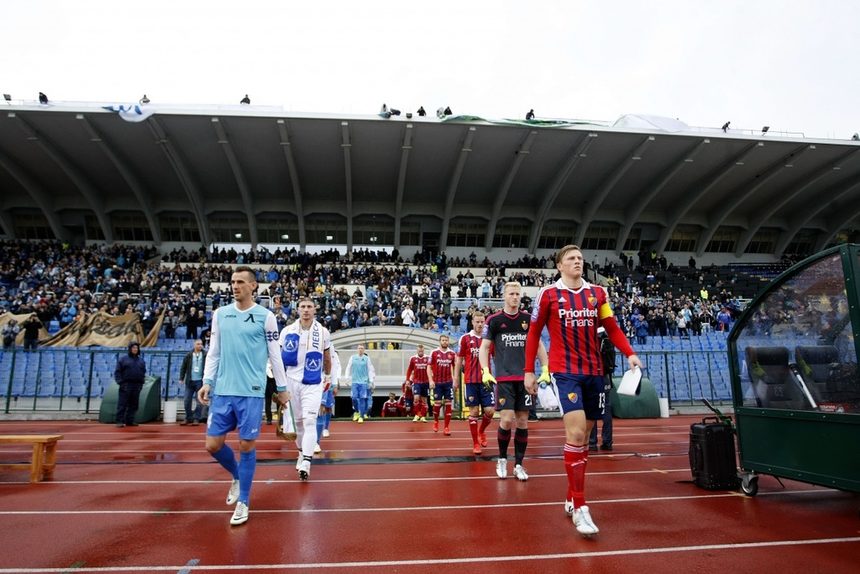 "Левски" и "Юргорден" изиграха приятелски двубой по повод 50-годишнината на сините от първото им участие в евротурнирите.