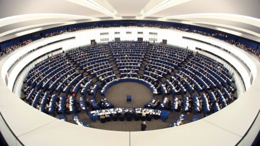 Заседанията на Европарламента в Страсбург ще бъдат с едно по-малко