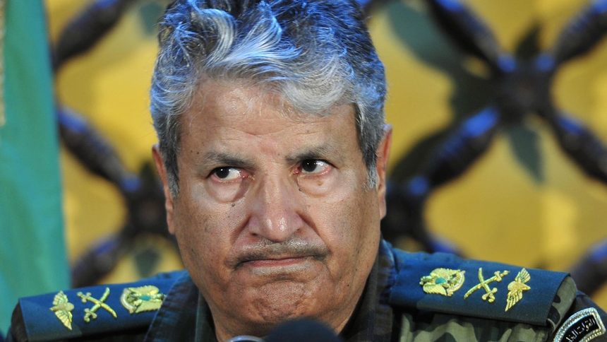 Абдел Фатах Юнис обвини НАТО, че се бави с нанасянето на удари срещу силите на Кадафи