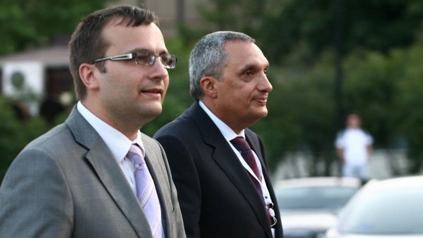 Лидерите на СДС и ДСБ Мартин Димитров (вляво) и Иван Костов