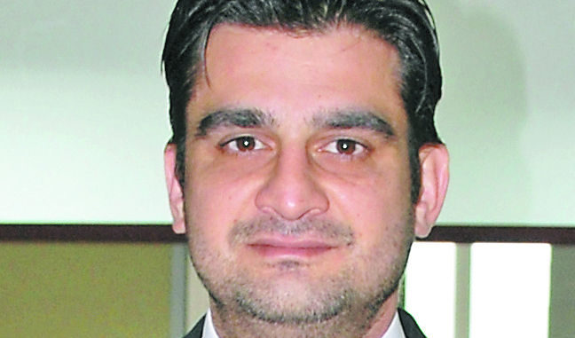 Семир Абумели, директор на частна болница