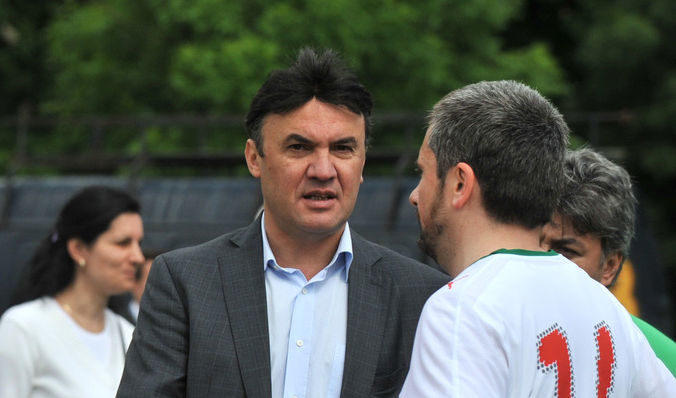Всички добри български треньори са варианти за селекционер, обясни Михайлов