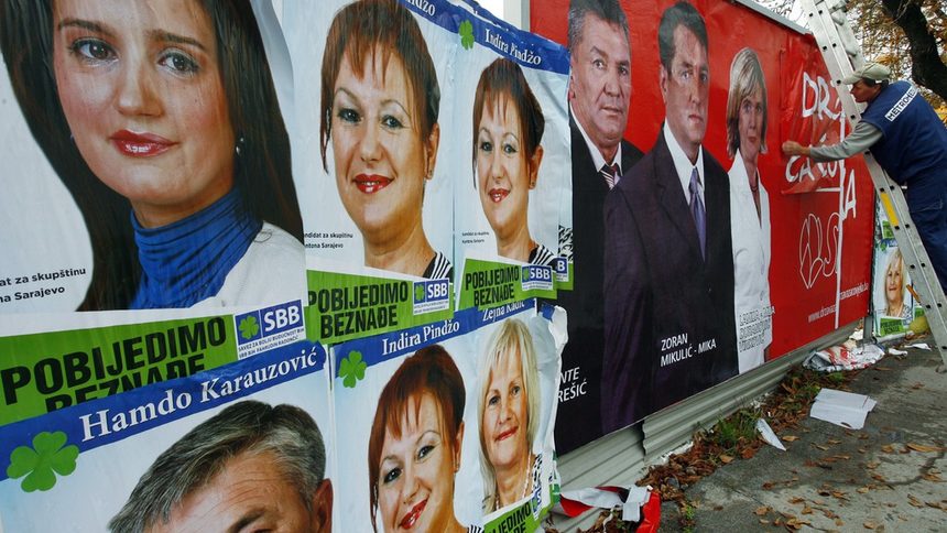 Политическата криза в Босна продължи 14 месеца след изборите.