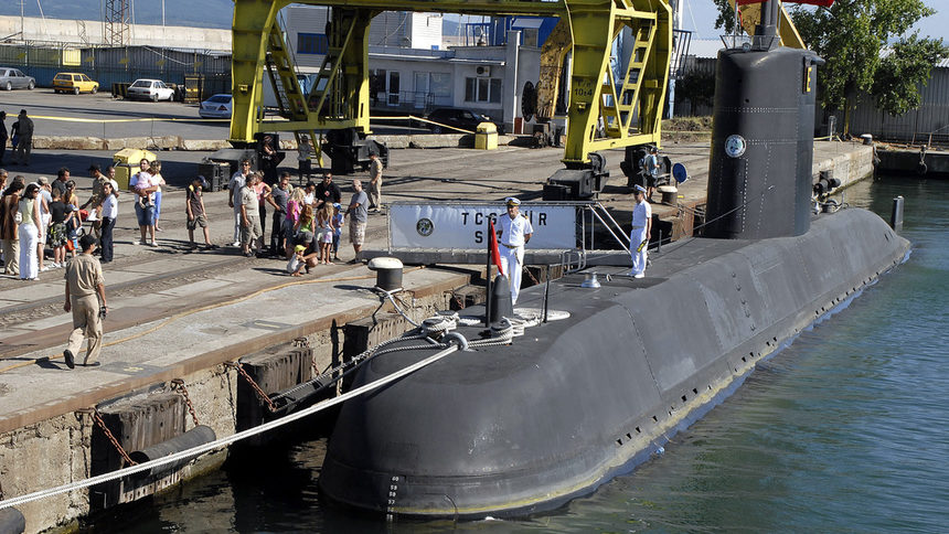 Архивна снимка на натовска подводница в бургаското пристанище