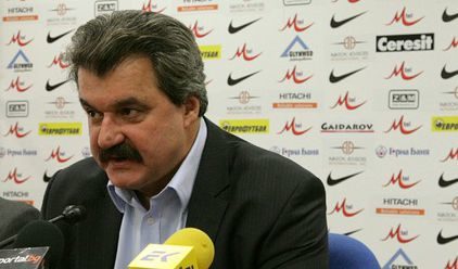Тодор Батков отрича продажбата на "Левски"