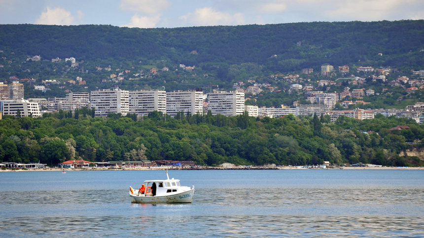 Във варненската Морска градина вече няма да се строи