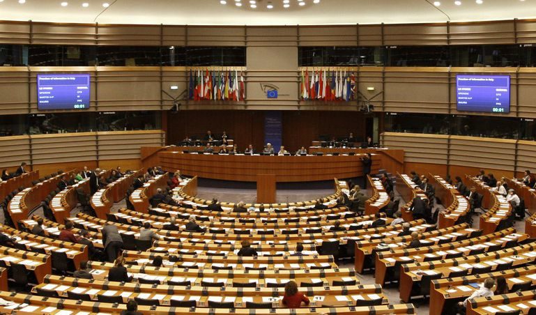 Евродепутатите окончателно приеха кодекс за поведение на Европарламента