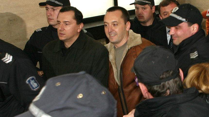 Николай Велков ще бъде обвинен за заплаха за убийство и измама
