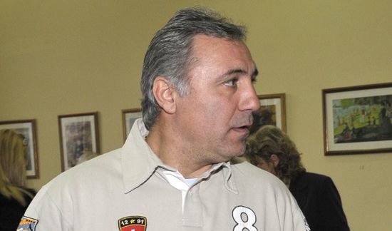 Стоичков е сочен и за рекламно лице на "Грейт уол"