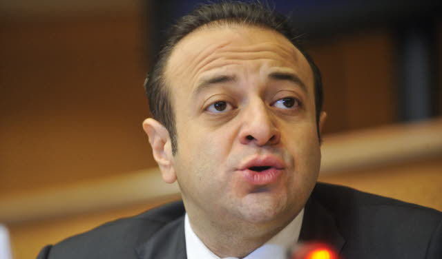 Егемен Багъш