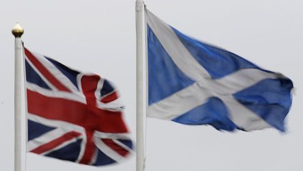 Шотландците ще решат на 18 септември на референдум дали да станат независима суверенна държава, с което да сложат край на около 300-годишния съюз с останалата част на Великобритания.