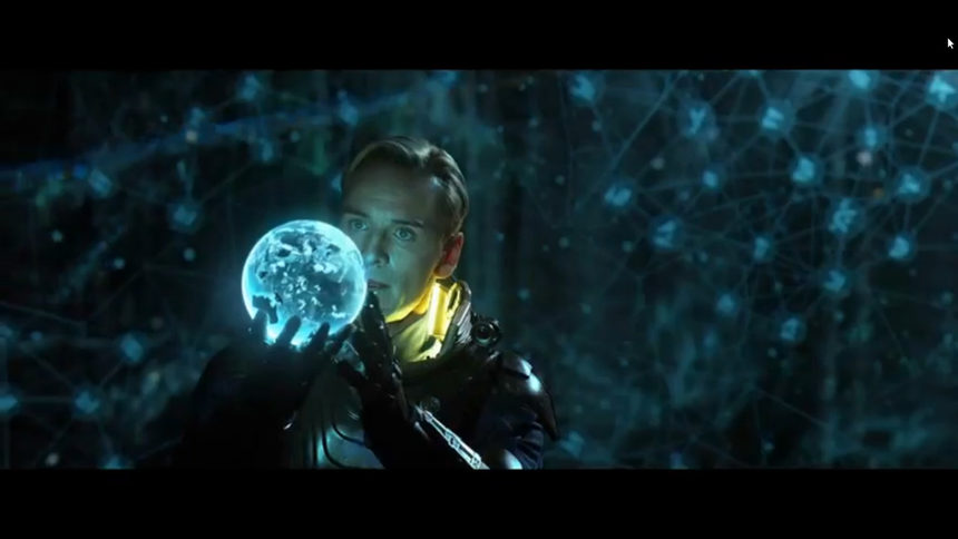 Майкъл Фасбендър в скрийншот от трейлъра на Prometheus в YouTube