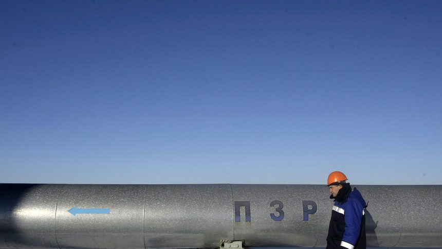 Ведомости: Находищата на "Газпром" се изчерпват
