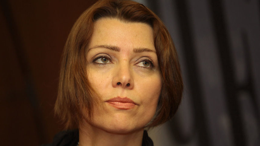 Елиф Шафак