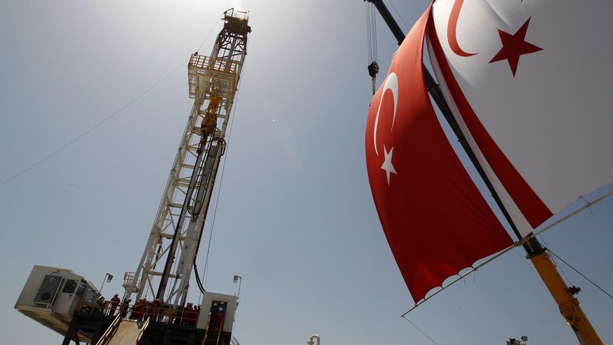 Вчера Турция започна петролни сондажи в Северен Кипър.