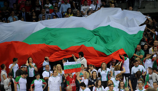 Мнозинството от привържениците на волейбола са обидени и ядосани след скандала и искат оставката на ръководството на българската федерация<br />