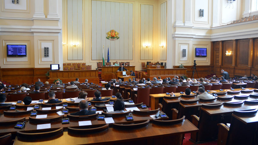 Парламентът уважи ветото върху закона за горите, ГЕРБ – лидера си