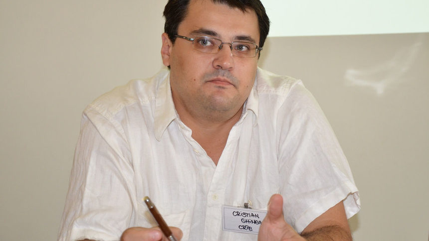Кристиян Гинеа е притеснен от начина, по който правителството на Виктор Понта пренебрегва върховенството на закона