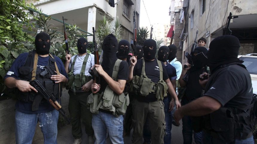 Маскирани шиити в покрайнините на Бейрут<br />