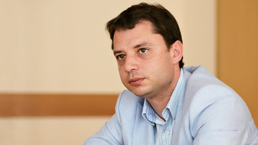 Делян Добрев