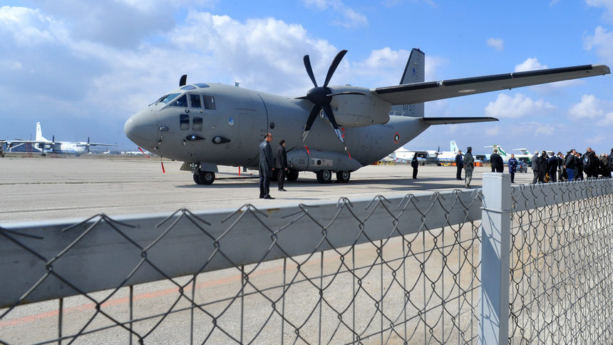 БСП: От началото на мандата военната авиация има 47 полета по поръчка на правителството