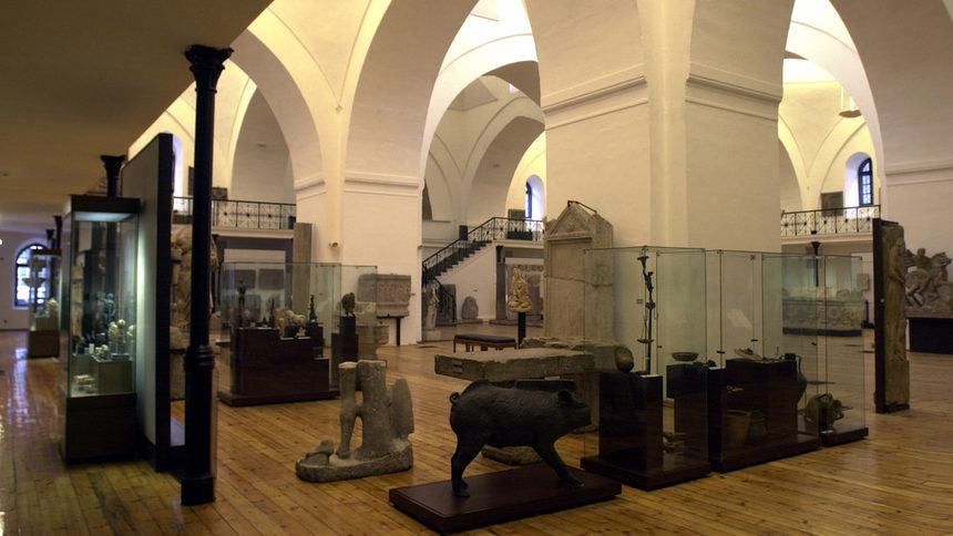 Тракийското съкровище от село Свещари идва в Националния археологически музей