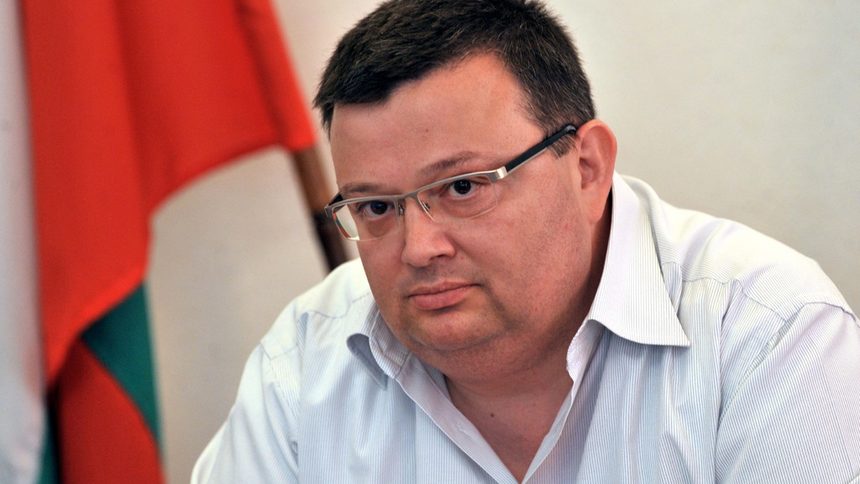 Сотир Цацаров, председателя на Окръжния съд в Пловдив