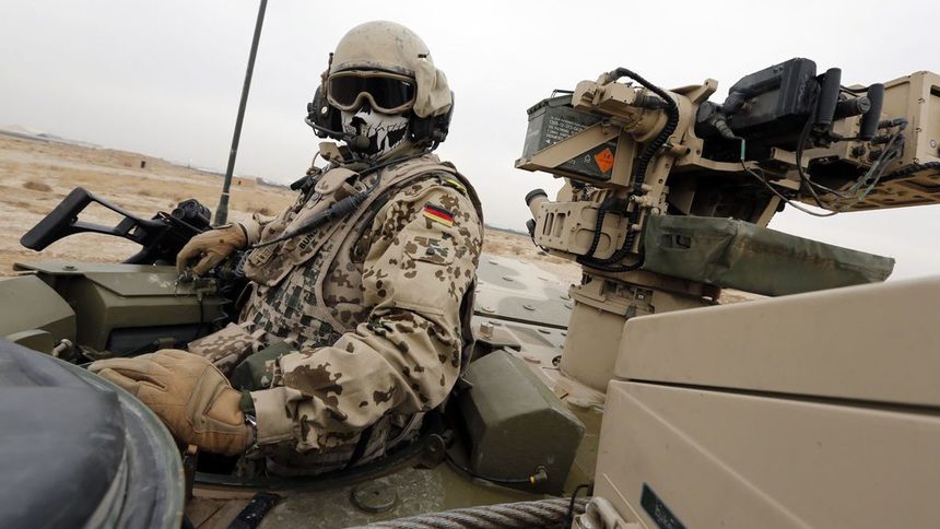 След 2014 г. в Афганистан се очаква да останат между 10 000 и 20 000 военни