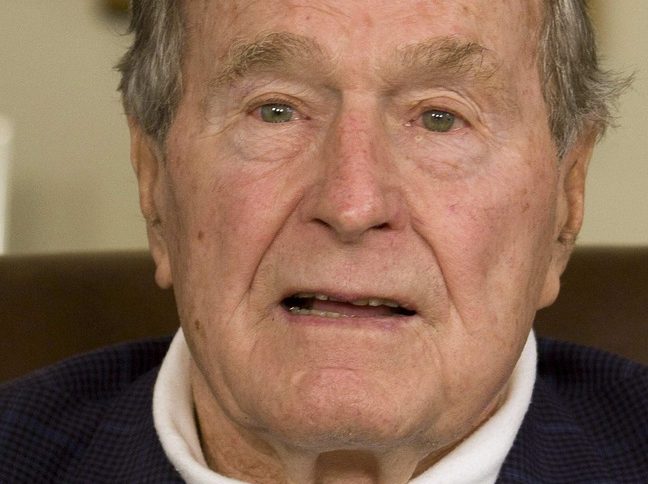 Джордж Буш-старши<br />