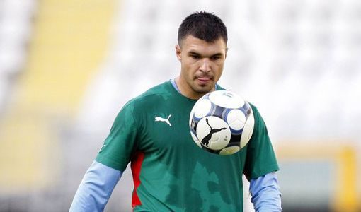Българският нападател Валери Божинов отбеляза гол от дузпа в 57-ата минута<br />