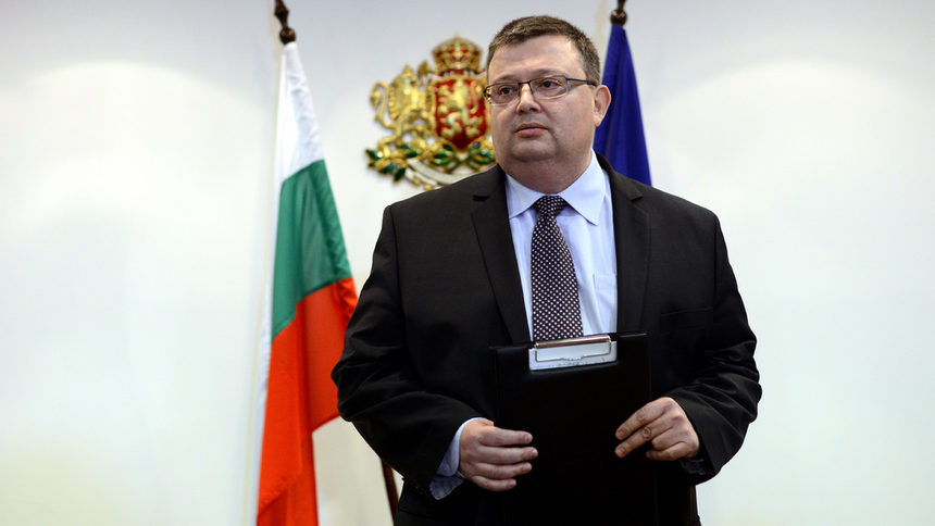 Прокуратурата обвини кмета и главния архитект на Несебър за строежа върху дюните (допълнена в 17.30 ч.)