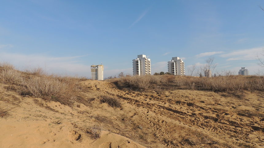 С четири месеца е удължено разследването за строежа върху дюните в Несебър