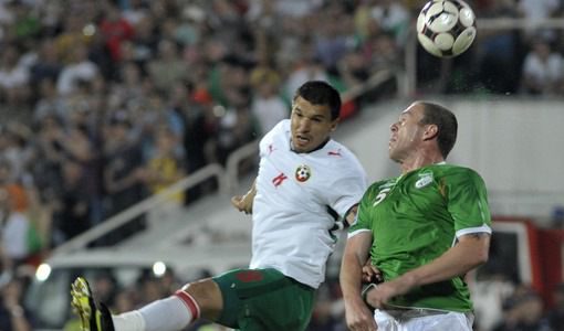 Българският нападател на "Виченца" Валери Божинов вкара победния гол с глава в 91-ата минута при гостуването на последния "Гросето"<br />