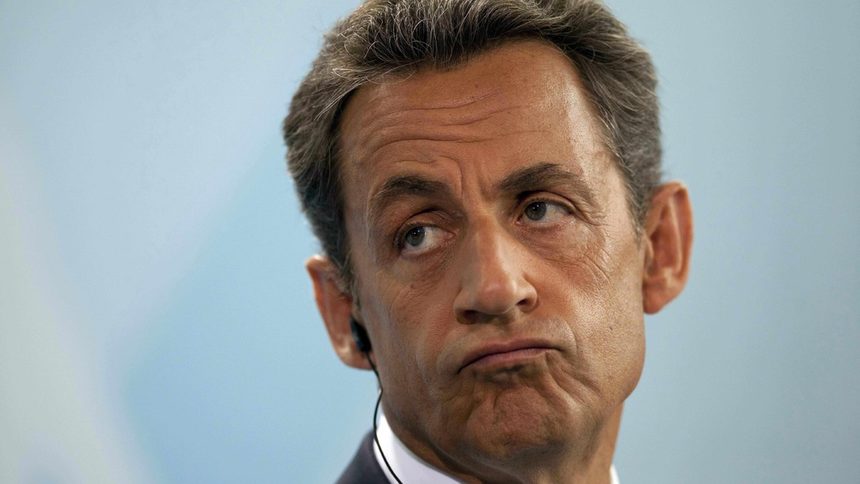 Саркози можел да бъде "принуден" да се кандидатира пак за президент