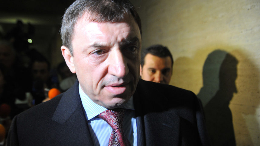 Алексей Петров