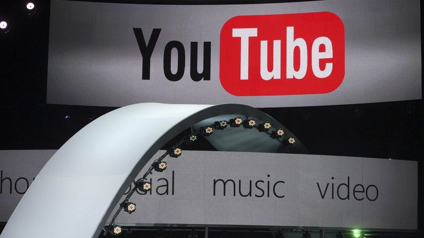 Средно по 1 млрд. души посещават YouTube всеки месец